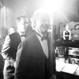 Bill Murray sieht aus als hätte er Spaß im Backstage-Bereich der Academy Awards.