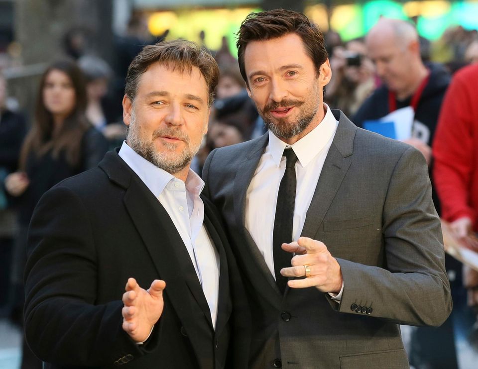 Hugh Jackman unterstützt seinen Landsmann Russell Crowe bei der London-Premiere. Jackman ist gerade in England, um seinen Film "X-Men: Zukunft ist Vergangenheit" zu promoten.