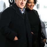 Robert De Niro bringt seine Frau Grace Hightower mit. Der Schauspieler hat das Filmfestival 2002 gegründet.
