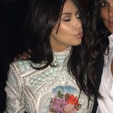 Designerin Rachel Roy zieht mit Kim Kardashian zum Junggesellinnenabschied in Paris um die Häuser. Das Balmain-Kleid, das die Braut trägt, soll laut "fashionista.com" um die 20.000 Dollar (rund 15.000 Euro) kosten.