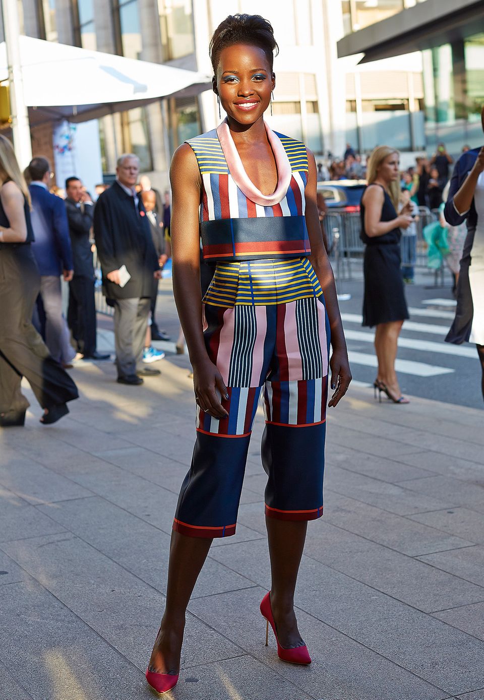 Farbenfroh: Lupita Nyong'o in Suno
