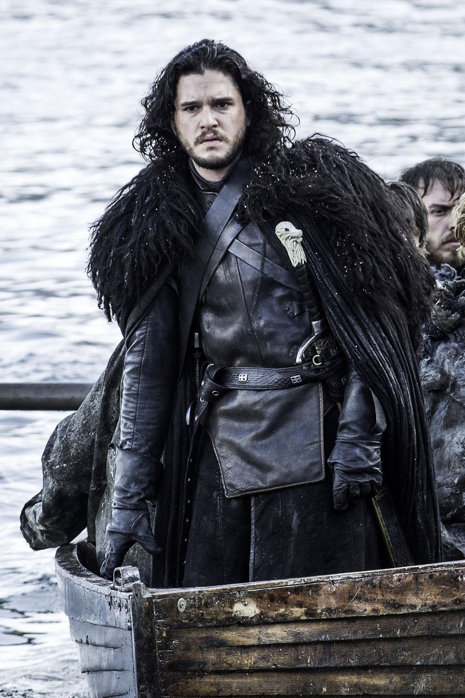 Verwuscheltes Haar, gequälter Blick und ein leichter Schnäuzer: So kämpft sich Kit Harington alias Jon Schnee seit der ersten Folge durch alle Staffeln der Erfolgsserie. Verwuscheltes Haar, gequälter Blick und ein leichter Schnäuzer: So kämpft sich Kit Harington alias Jon Schnee seit der ersten Folge durch alle Staffeln der Erfolgsserie.