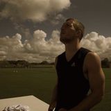 "Blick voraus auf Belo Horizonte. Nur noch drei Tage bis zum Halbfinale", kommentiert Lukas Podolski sein Foto.