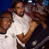 "Goodbye Campo Bahia - Hello Rio", schreibt Jérôme Boateng zu dem Schnappschuss mit Sami Khedira und Mesut Özil.