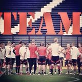 "One team. One dream", schreibt Poldi am Tag vor dem Finale.