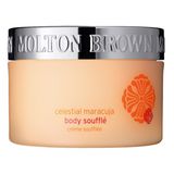 Das fruchtige "Celestial Maracuja Body Soufflé" pflegt intensiv. Von Molton Brown, 200 ml, ca. 49 Euro, über www.ludwigbeck.de