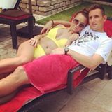 Der WM-Rekordtorschütze Miroslav Klose genießt die Zweisamkeit mit seiner Frau Sylwia.
