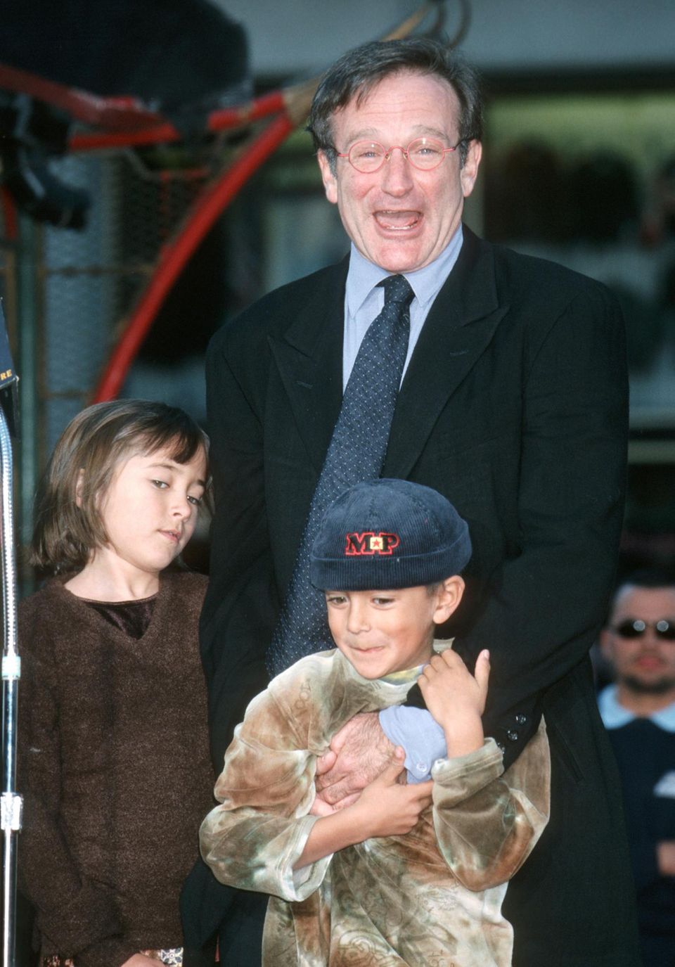 Der Junge Robin Williams Steht Auf O Captain! Mein Captain! | Kurier
