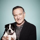 Nicht nur Leonard liegt Robin Williams am Herzen. Mit diesem Bild trauert er um den verstorbenen Hund seiner Assistentin, der ihm an Sets immer Gesellschaft geleistet hat.