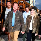 Huch, wer ist denn da auf der Wiesn? Arnold Schwarzenegger mit Freundin Heather Milligan und seinem guten Freund, Schauspieler Ralf Möller.