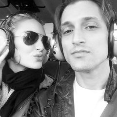 Süße 17 Jahre war Candice Swanepoel alt, als sie ihn Paris das Männermodel Hermann Nicoli traf. Seit Jahren zählen die beiden Schönheiten nun zu den erfolgreichsten und gefragtesten Pärchen im Modelbusiness.