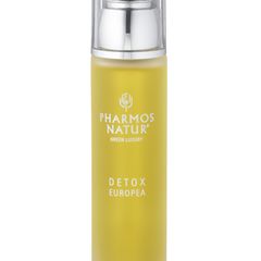 "Detox Europea" ist ein straffendes Öl für Gesicht und Körper mit europäischen Heilpflanzen. Von Pharmos Natur, 50 ml, ca. 50 Euro