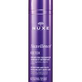 Glättendes Serum für die Nacht, das die Zellentgiftung der Haut stimuliert: "Nuxellence Detox" von Nuxe, 50 ml, ca. 50 Euro