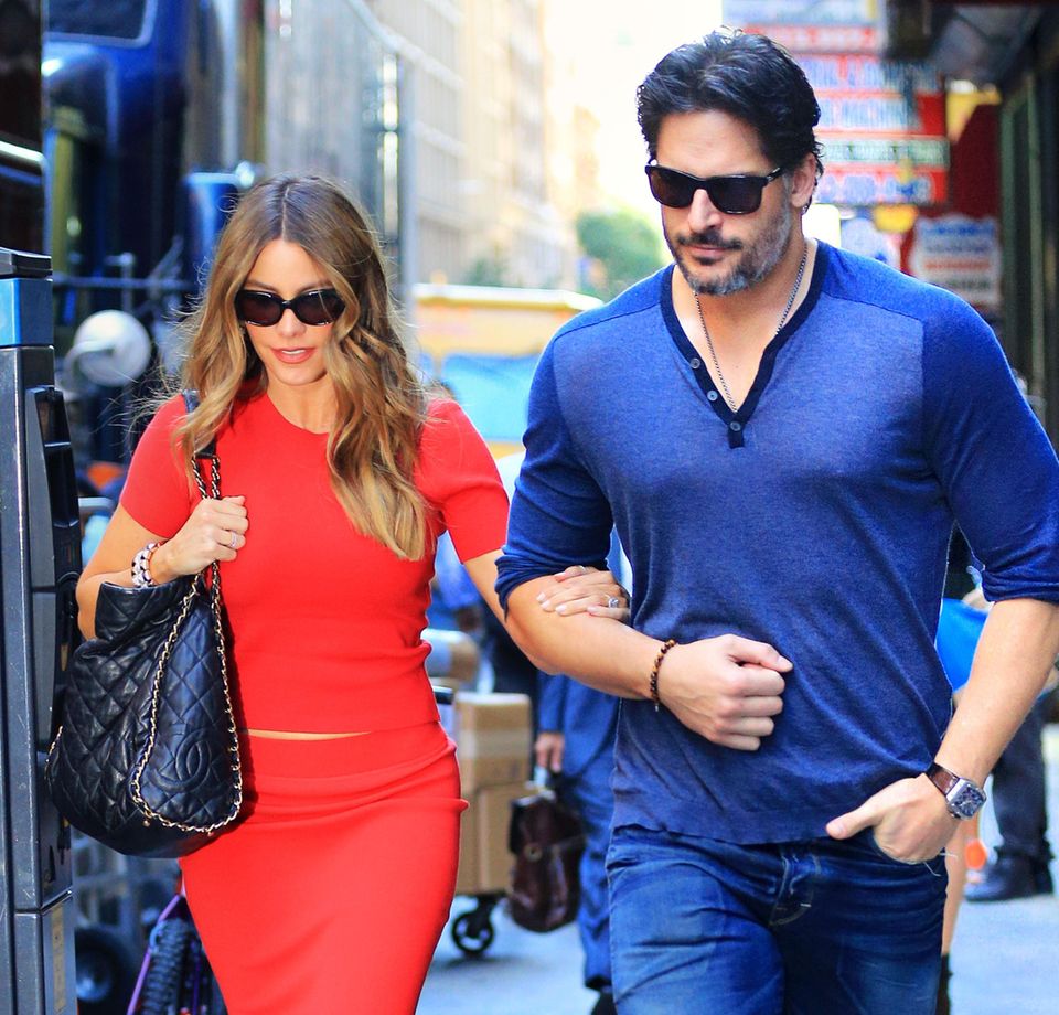 23. September 2015: Sofia Vergara und Joe Manganiello sind auf dem Weg zu ihrem Hotel in New York. 23. September 2015: Sofia Vergara und Joe Manganiello sind auf dem Weg zu ihrem Hotel in New York.