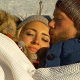 Oliver und Caro kuscheln in Kanada bei Sonne und Schnee - ein Wintertraum!