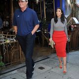 Oktober 2014  Kim Kardashian trifft sich mit Stiefpapa Bruce in West Hollywood zum Lunch. Sie sagt in einem Interview mit "ET" über Jenner: "Ich glaube, jeder macht bestimmte Sachen im Leben durch. Wenn die Zeit dafür reif ist, wird er darüber sprechen."