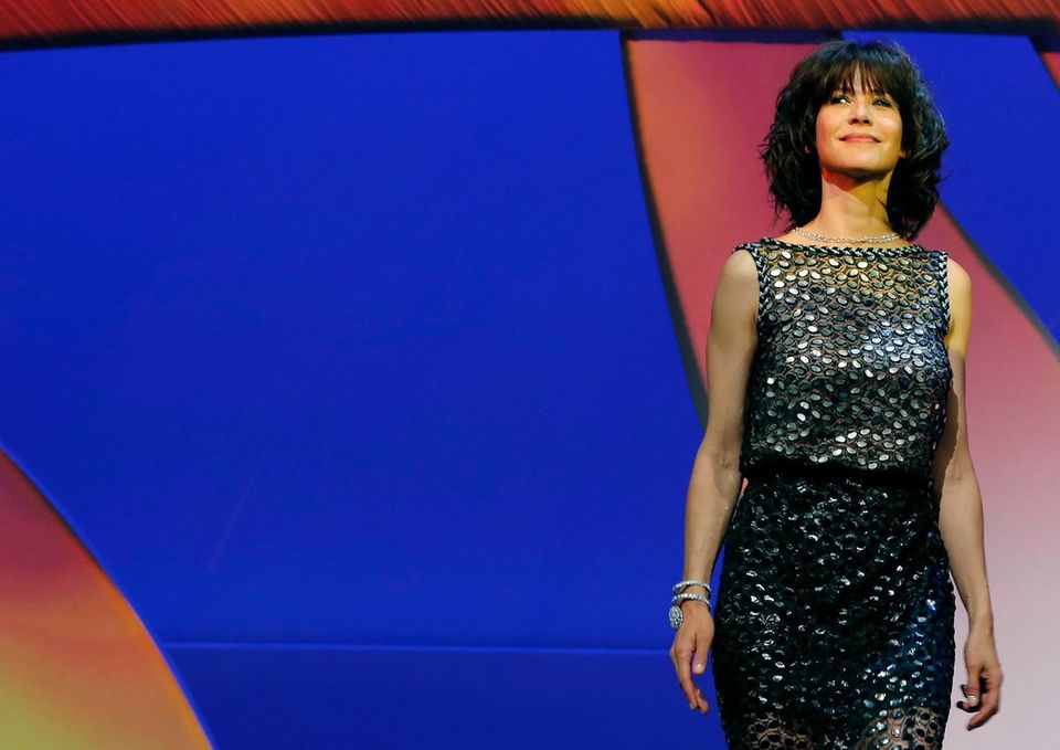 Sophie Marceau steht auf der Bühne der Eröffnungszeremonie der 68. Filmfestspiele in Cannes. Sophie Marceau steht auf der Bühne der Eröffnungszeremonie der 68. Filmfestspiele in Cannes.