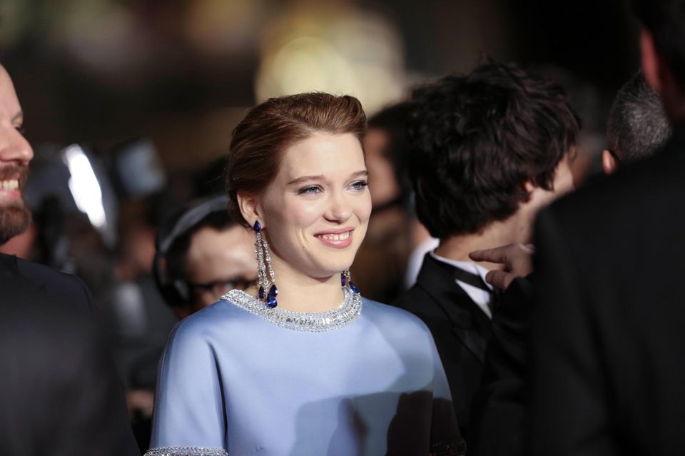 Der zukünftige "James Bond: Spectre"-Star Léa Seydoux Strahlt auf der "The Lobster"-Premierenfeier. Der zukünftige "James Bond: Spectre"-Star Léa Seydoux Strahlt auf der "The Lobster"-Premierenfeier.