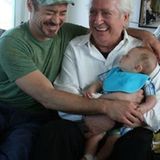 Robert Downey Jr. postet ein hübsches Generationenfoto von sich, seinem Vater und seinem Sohn.