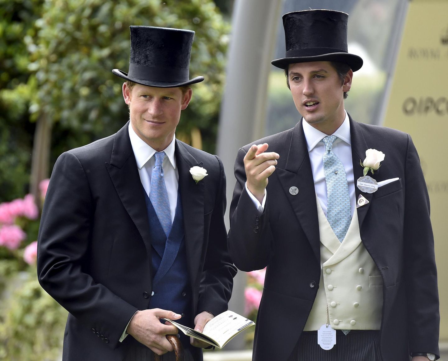 Слово чопорность. Royal Ascot джентльмены. Шляпа англичанина.