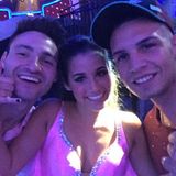 20. Mai 2016  Pietro bittet die Fans für das Weiterkommen von Sarah und ihrem Tanzpartner Robert Beitsch bei Let's Dance anzurufen.