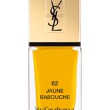 "La Laque Couture – Jaune Babouche" von Yves Saint Laurent, ca. 22 Euro, limitiert