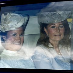 Pippa und Carole Middleton kommen mit dem Auto zum Taufgottesdienst.
