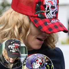 Die Vielfalt setzt sich auch bei ihren "Ed Hardy"-Caps fort. Madonna scheint vor einigen Jahren zu jedem Shirt die passende Kopfbedeckung zu besitzen.