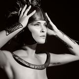 2011: Erin Wasson fotografiert von Karl Lagerfeld