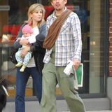 Ethan Hawke  Ethan Hawke und Uma Thurman trennten sich 2003 - angeblich, weil er eine Affäre mit der Nanny Ryan Shawhuges hatte. Fünf Jahre später heiratet der Schauspiler genau diese. 2011 kommt die gemeinsame Tochter Indiana zur Welt und wird somit Halbschwester zu den drei Kindern, die Ethan Hawke mit Uma Thurman gemeinsam hat.