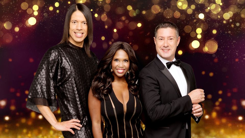 In sechs Live-Shows werden die Promi-Paare von den Jurymitgliedern Jorge Gonzalez, Motsi Mabuse und Joachim Llambi bewertet. Los geht es ab Freitag den 11. September 20.15 Uhr auf RTL. In sechs Live-Shows werden die Promi-Paare von den Jurymitgliedern Jorge Gonzalez, Motsi Mabuse und Joachim Llambi bewertet. Los geht es ab Freitag den 11. September 20.15 Uhr auf RTL.
