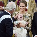 Von Opa König Carl Gustaf bekommt Prinz Nicolas den Seraphinen-Orden. Diesen haben auch Prinzessin Leonore und Prinzessin Estelle bekommen.