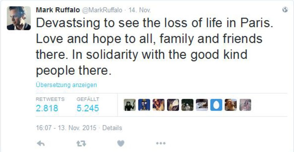 Der "Avengers"-Star Mark Ruffalo drückt via Twitter seine Verbundenheit zu der "guten Sorte von Menschen" in Paris aus.