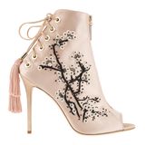 Burlesque-Stiletto mit Schnürung und Stickerei, von Elisabetta Franchi, ca. 500 Euro