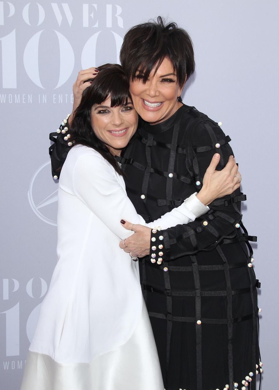 Selma Blair spielt Kris Jenner in einer Fernsehserie über den O.J.-Simpson-Prozess. Selma Blair spielt Kris Jenner in einer Fernsehserie über den O.J.-Simpson-Prozess.