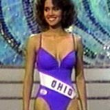 Sie machte dabei nicht nur im Badeanzug eine tolle Figur.