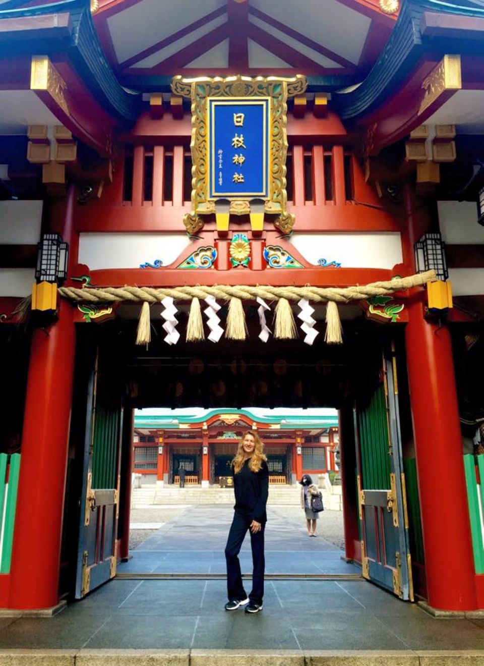März 2016 Via Facebook sendet Steffi Graf Grüße aus Tokyo. März 2016 Via Facebook sendet Steffi Graf Grüße aus Tokyo.