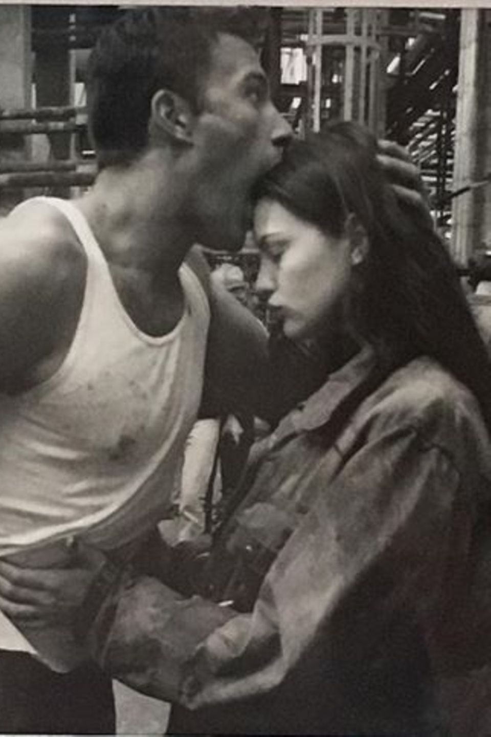 März 2016  Gerne erinnern wir uns gemeinsam mit Liv Tyler an die "Armageddon"-Zeiten 1998 mit Schauspielkollege Ben Affleck.