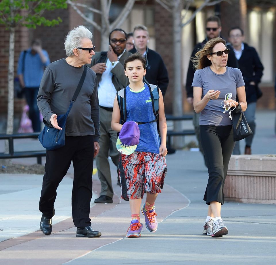 19. April 2016: Harvey Keitel ist mit seinem Sohn Roman und seiner Frau Daphna Kastner in downtown New York unterwegs.