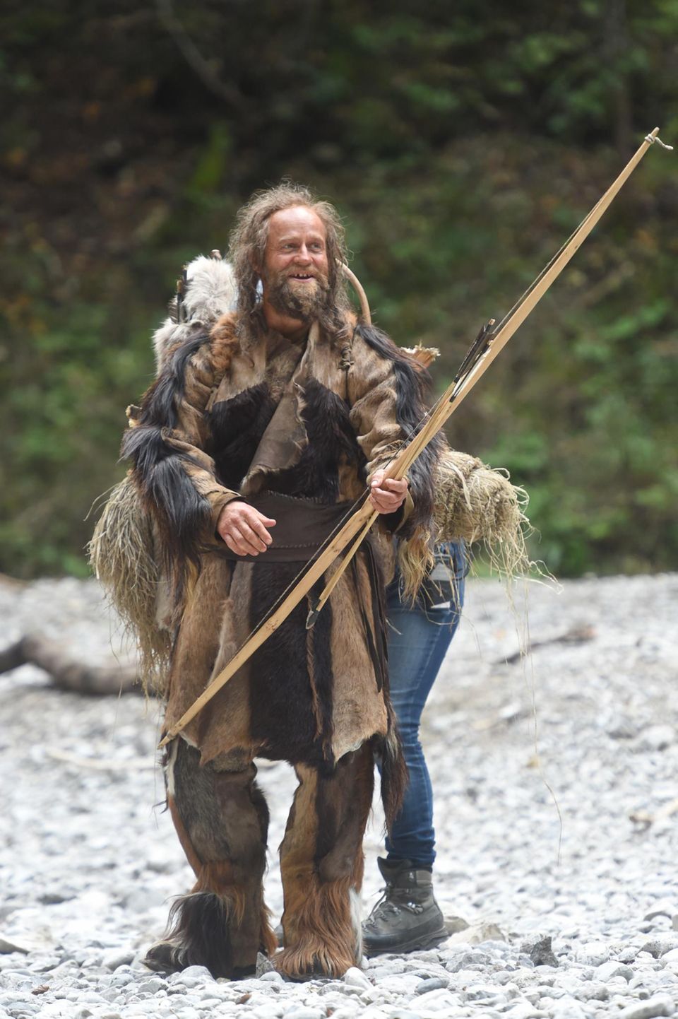 27. September 2016: In dem Film "The Iceman" spielt Jürgen Vogel den Steinzeitmenschen Ötzi. Es geht um die letzten Tage in seinem Leben und wie es zu seinem gewaltsamen Tod kam. 27. September 2016: In dem Film "The Iceman" spielt Jürgen Vogel den Steinzeitmenschen Ötzi. Es geht um die letzten Tage in seinem Leben und wie es zu seinem gewaltsamen Tod kam.