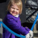 März 2015  Prinzessin Estelle strahlt mit der Sonne um die Wette - das kann sie gut.