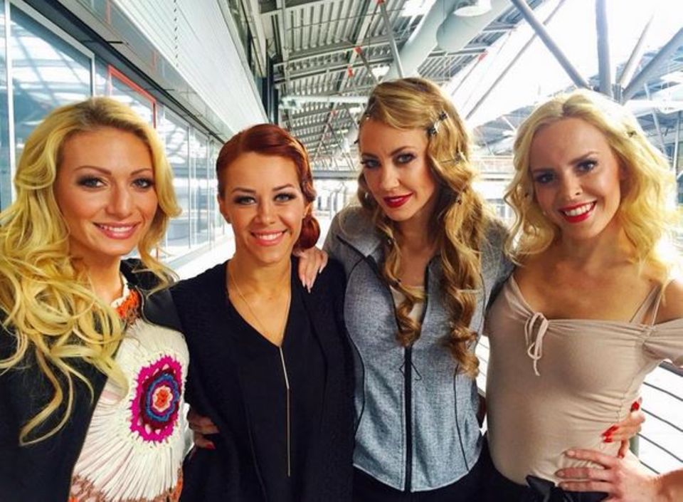 Haare und Make-up sitzen: Kurz vor der fünften Show postet Alessandra Meyer-Wölden dieses Bild. Haare und Make-up sitzen: Kurz vor der fünften Show postet Alessandra Meyer-Wölden dieses Bild.