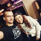 Die Chemie stimmt einfach zwischen Eric Stehfest und Oana Nikiti. Sie tanzen sich von Show zu Show.