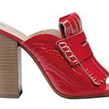 Ready for Red? Mule von Geox, ca. 170 Euro