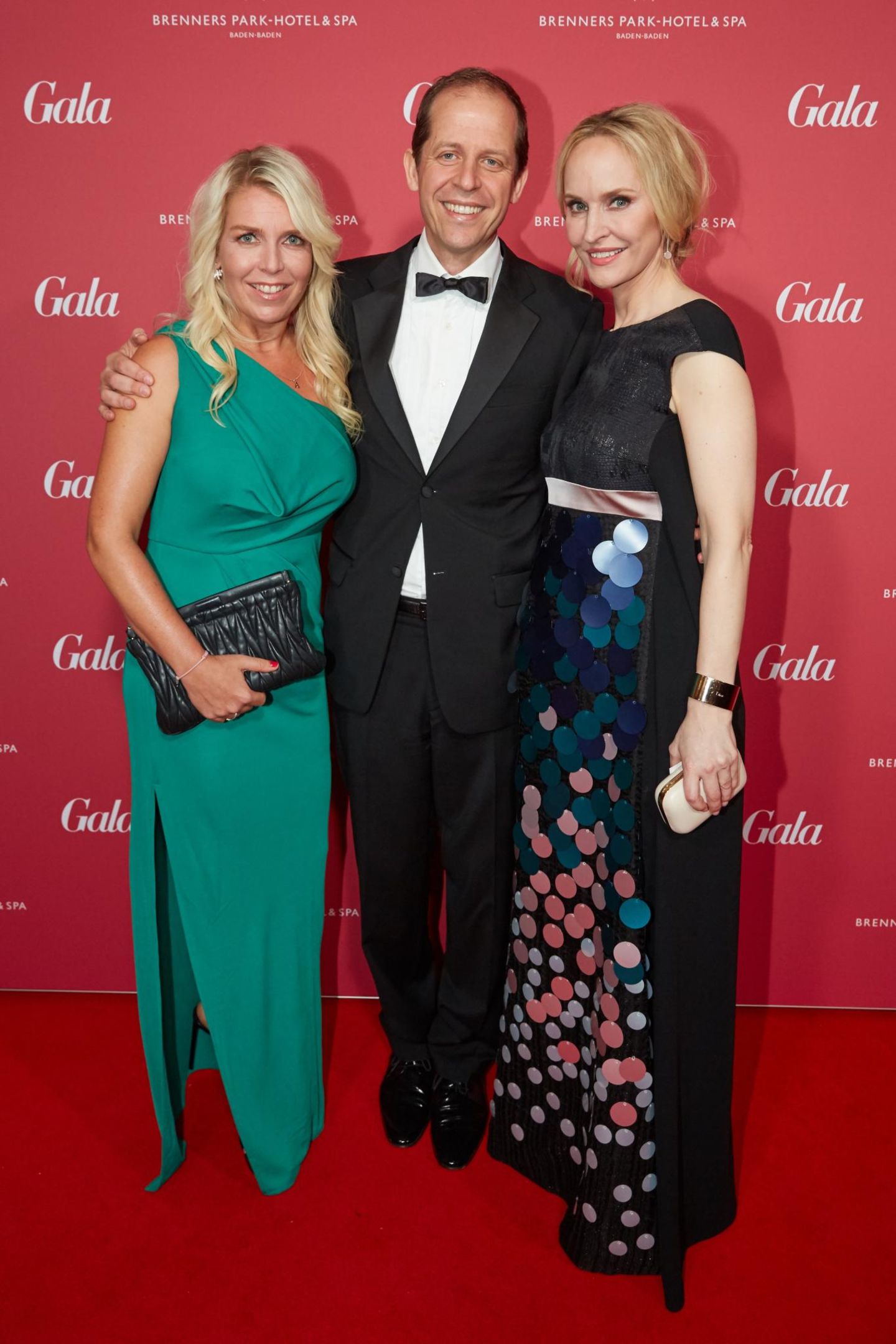 Astrid Bleeker (Director Brand Solutions GALA) mit G+J-Geschäftsführer Stefan Schäfer und GALA-Chefredakteurin Anne Meyer-Minnemann.