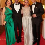 Preisträgerin Svenja Baum (LVMH/Givenchy) mit Bart de Boever (LVMH/Dior) sowie Eva Hoffmann (LVMH/Givenchy) und Ehemann Philipp Krüger.