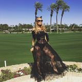 Paris Hilton in Partystimmung: "Coachella-Vibes", schreibt sie zu diesem Bild.