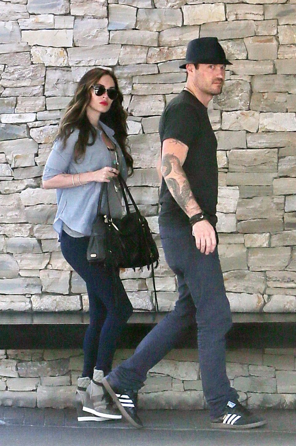 14. November 2013: Die schwangere Megan Fox und Brian Austin Green sind auf dem Weg zum Mittagessen in Los Angeles.