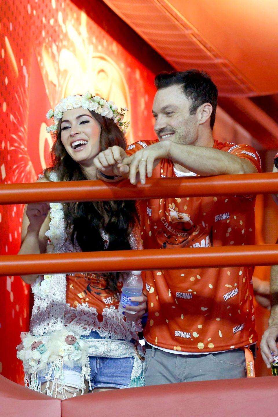 10. Februar 2013: Megan Fox aund Brian Austin Green feiern in Rio de Janeiro Karneval.