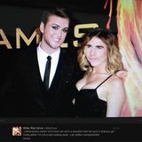 Miley Cyrus twittert diese Fotomontage eines Fans, auf der sie und Verlobter Liam Hemsworth die Rollen tauschen. Dazu schreibt s